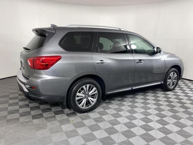 2020 nissan pathfinder s