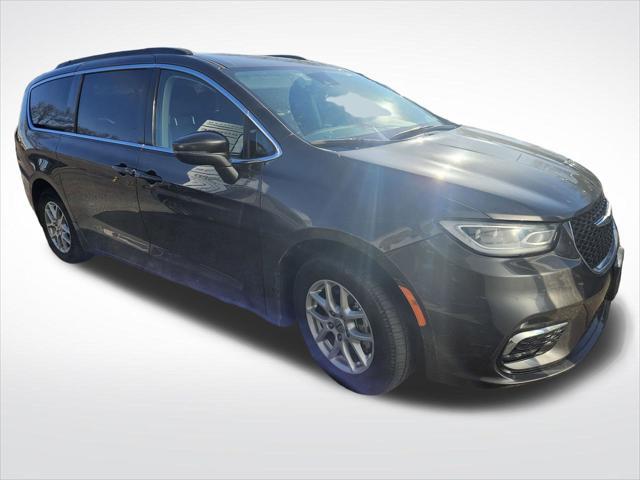 2022 chrysler pacifica touring l