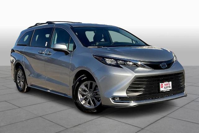 2024 toyota sienna xle