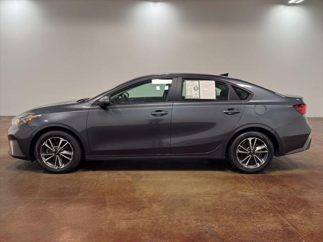 2024 kia forte lxs