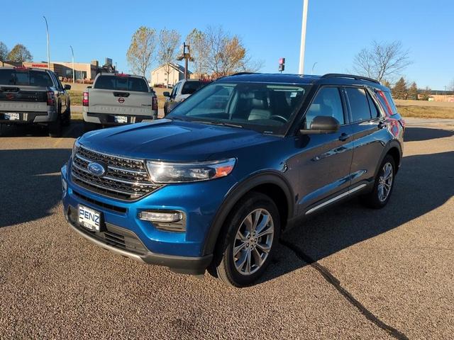 2022 ford explorer xlt