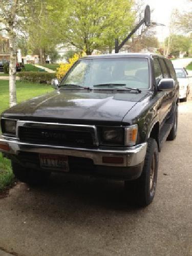 obo 1990 toyota 4runner sr5 v6 3.0- great condition but needs work in elkhart, in