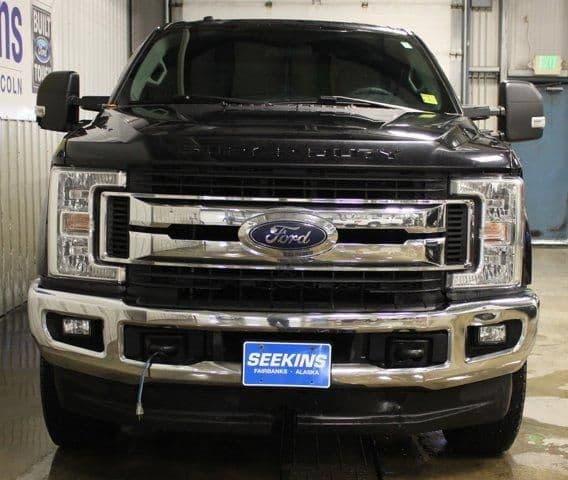 2017 ford super duty f-350 srw lariat in coldfoot, alaska