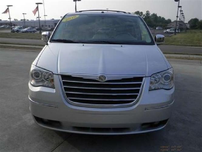 2010 chrysler town & country in greenwood, in