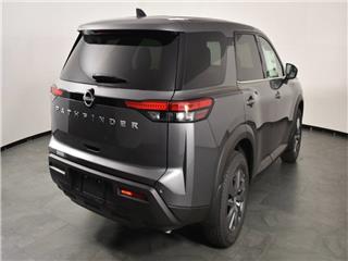 2024 Nissan Pathfinder s