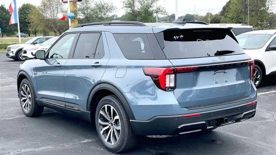 2025 Ford Explorer