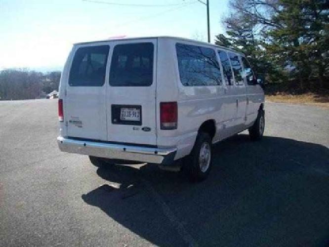 2009 ford e350 super duty passenger xlt extended van 3d in roanoke, va
