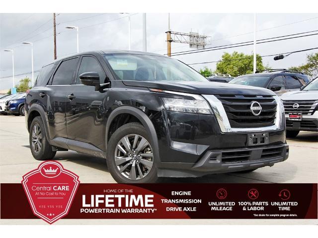 2022 nissan pathfinder s