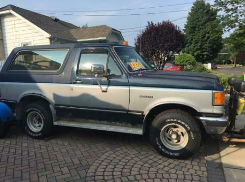 1991 ford bronco full size with a myers plow