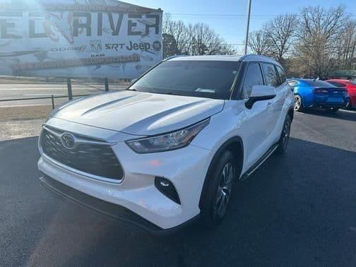 2020 toyota highlander xle in eden isle, arkansas