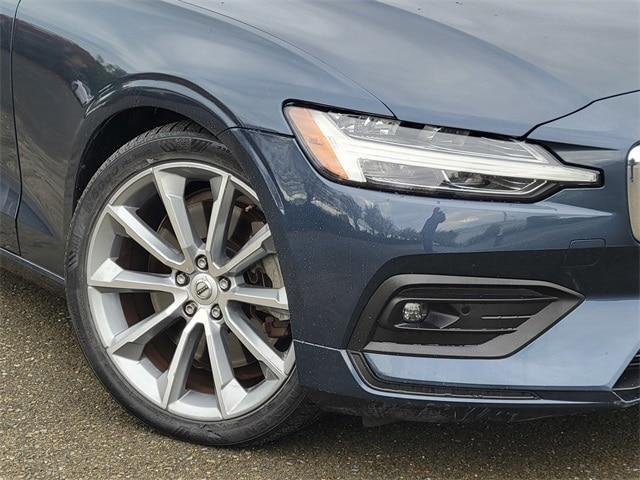 2021 volvo s60 t6 momentum