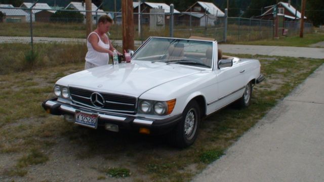 mercedes-benz 380-sl roadster convertible with 1 pagoda hard-top and 1 soft-top