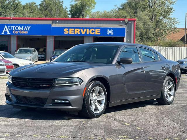 2015 dodge charger sxt