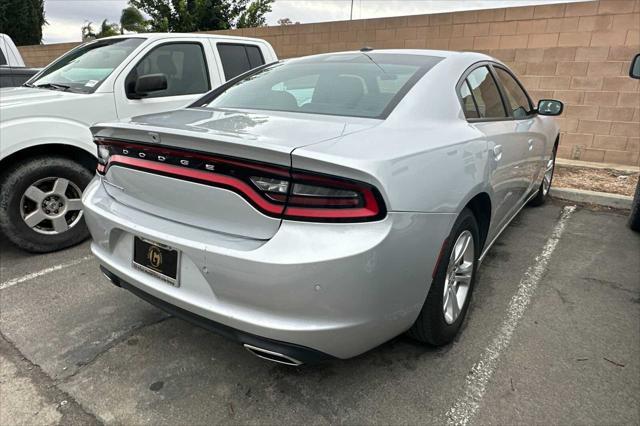 2022 dodge charger sxt