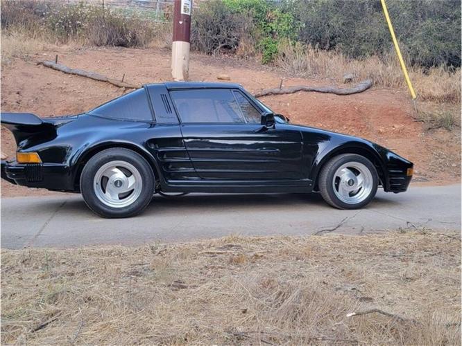 1977 porsche 911 in glendale, california