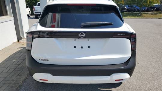 2025 Nissan Kicks