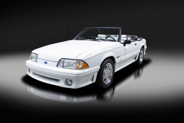 1991 ford mustang gt convertible w/ 35,000 original miles. fully documented!