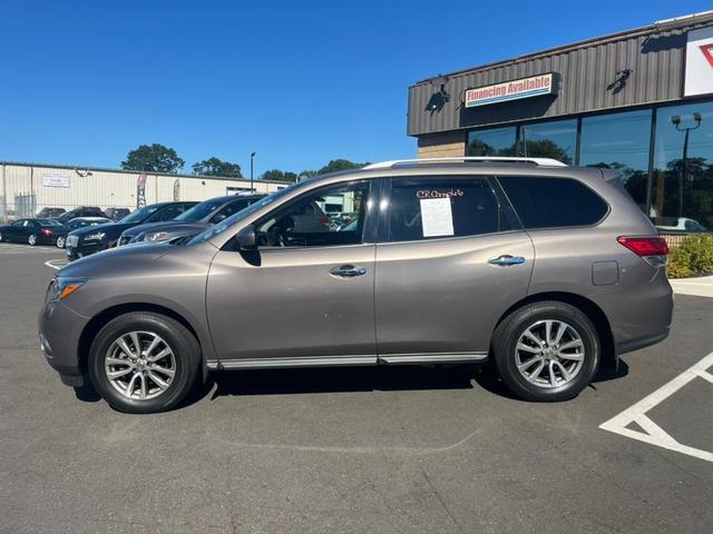 2014 nissan pathfinder sv