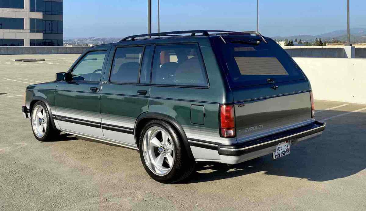 1994 chevrolet s10 blazer suv green rwd automatic s-10