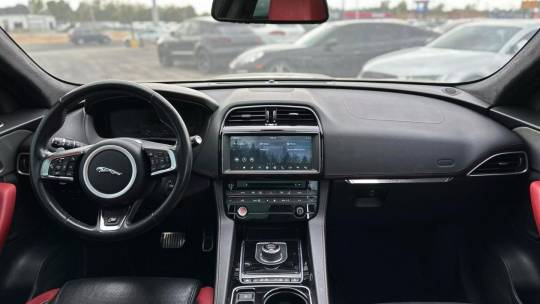 2017 Jaguar F-Pace