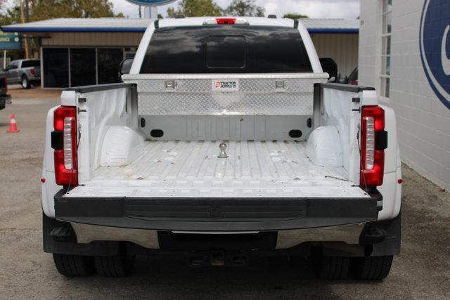 2024 ford f-350 lariat