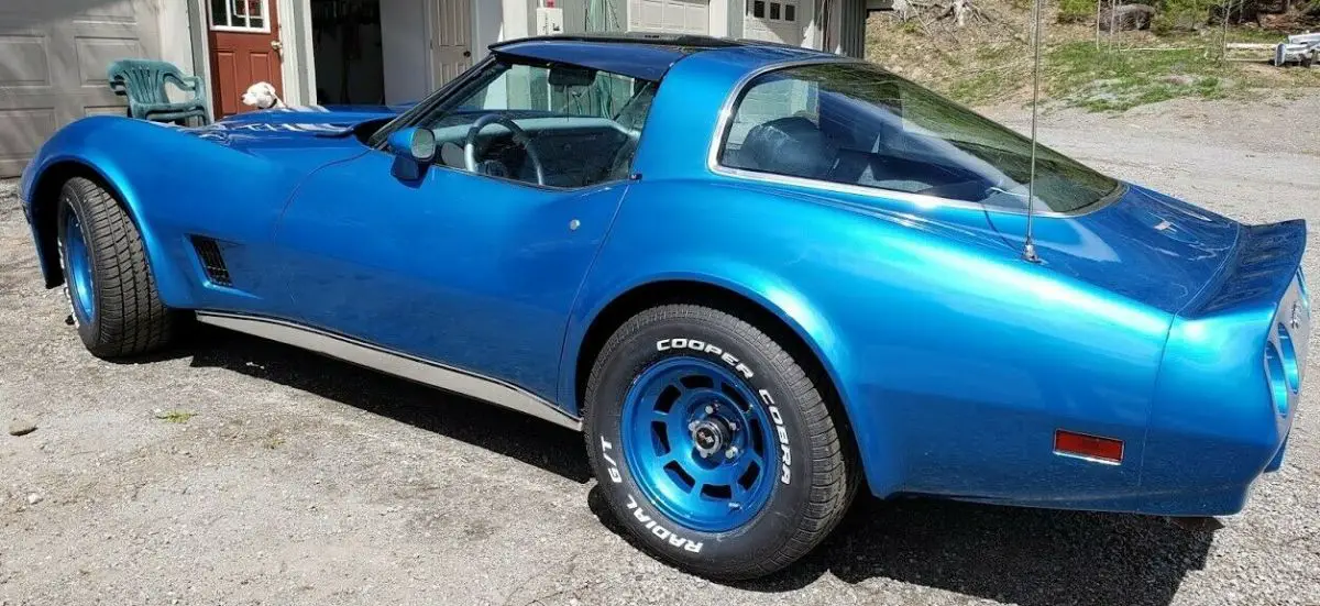 blue 1981 chevrolet corvette 350 4 speed automatic