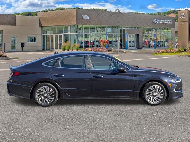2022 hyundai sonata hybrid limited