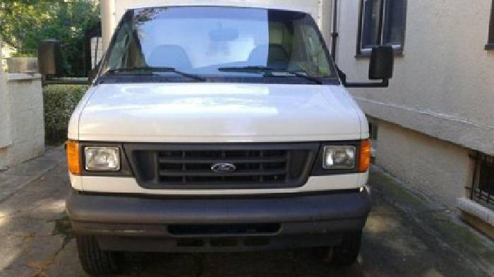 2006 ford e350 box truck in brooklyn, ny