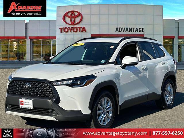 2022 toyota corolla cross le
