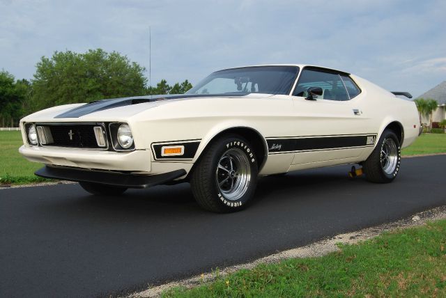 1973 ford mustang