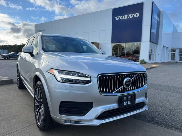 2022 volvo xc90 t6 momentum 7 passenger