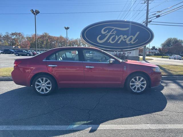 2011 lincoln mkz base