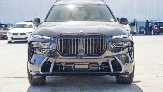 2025 BMW X7
