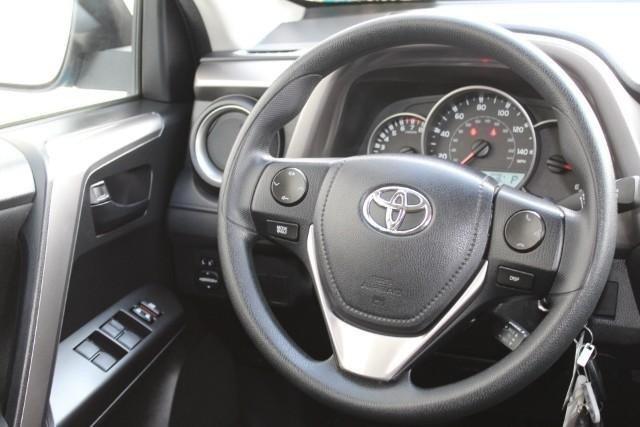 used 2016 toyota rav4 awd le milwaukee, wi 53221 for sale in milwaukee, wisconsin