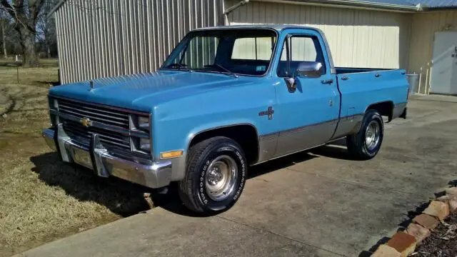 1983 chevy c10 silverado 305 v8 automatic extra sharp !!!!!