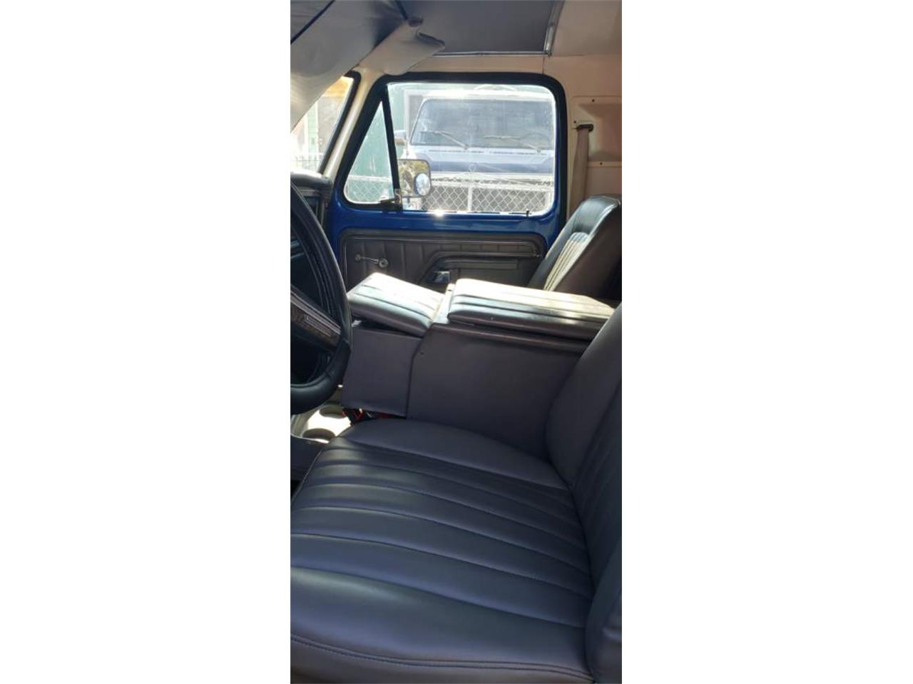 ford ford two tone blue/white