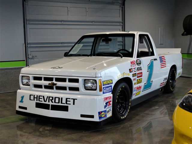 nascar truck replica tribute s10 v8 beautiful bodywork racing race street s-10