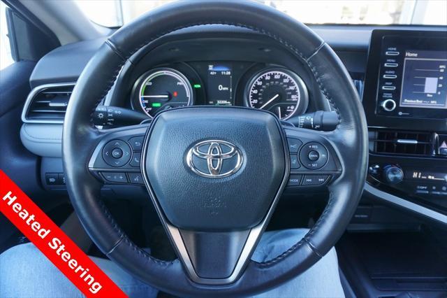 2022 toyota camry se