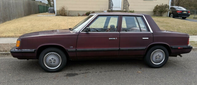 1989 dodge aries le - 4 door sedan 4cyl 2.5l - automatic - 60k