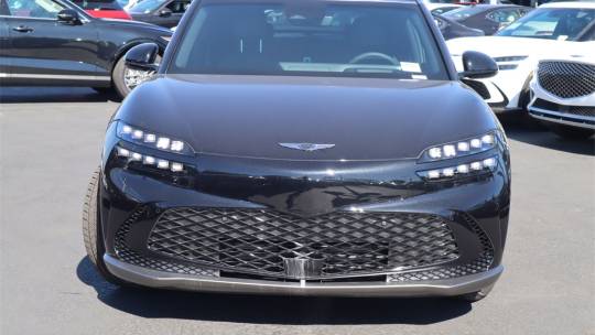 2025 Genesis GV60