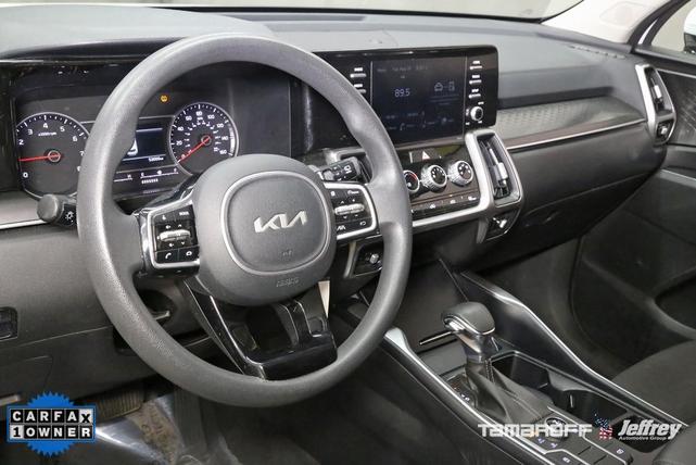 2022 kia sorento lx