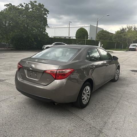 2019 toyota corolla le