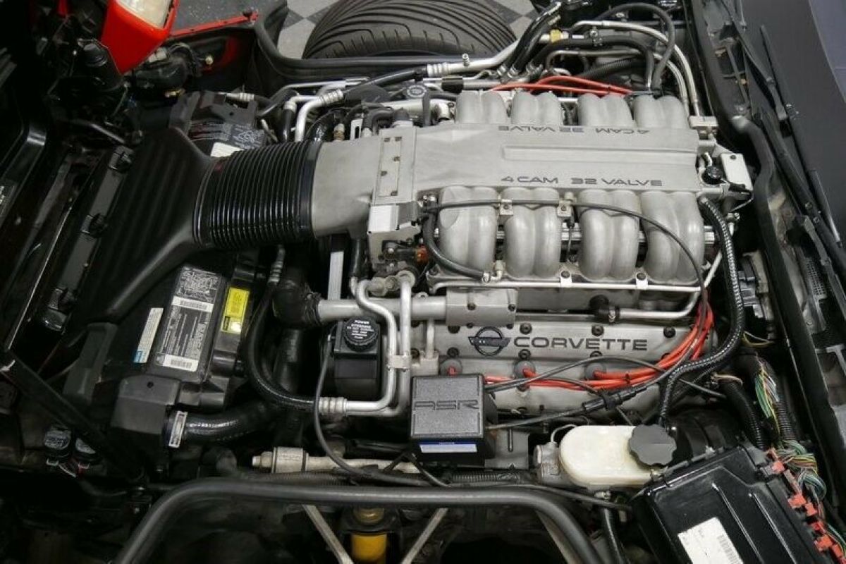 low mileage low production year red over tan zr1