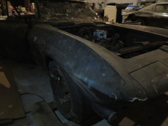 1963 corvette convertible barn find with #'s matching 327 motor no reserve