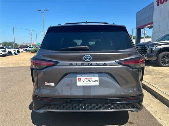 2021 toyota sienna xse 7 passenger