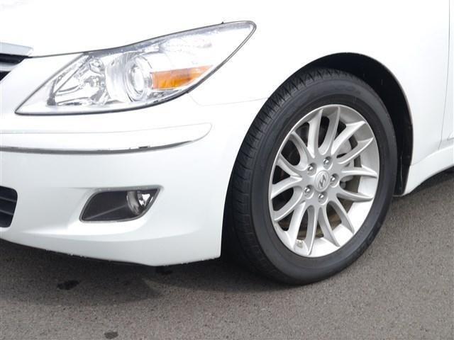 2011 hyundai genesis 4dr rear-wheel drive sedan 3.8 3.8 for sale in kahului, hawaii