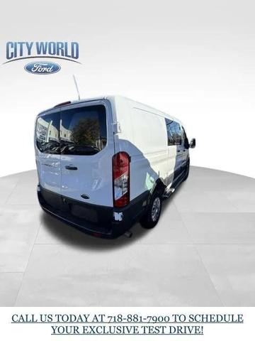 2023 ford transit-150 base