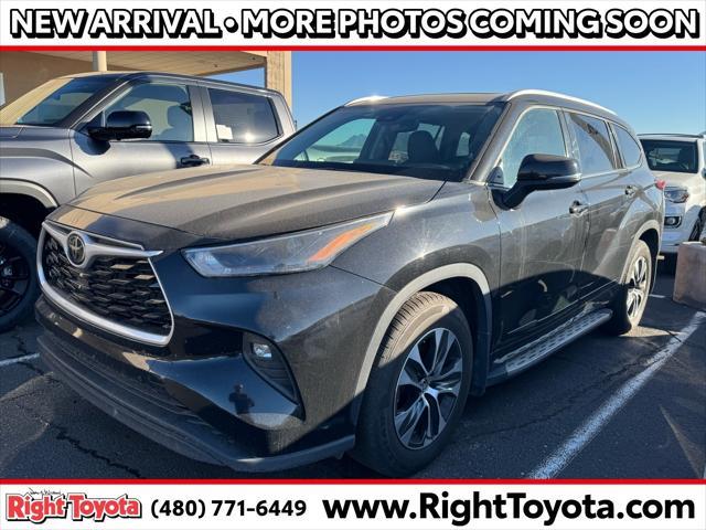 2022 toyota highlander xle