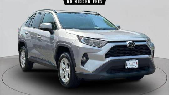 2019 toyota rav4 xle