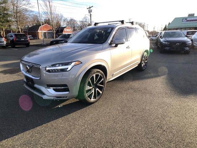 2023 volvo xc90 b5 awd plus